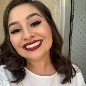 Meet your Posher, Lourdes